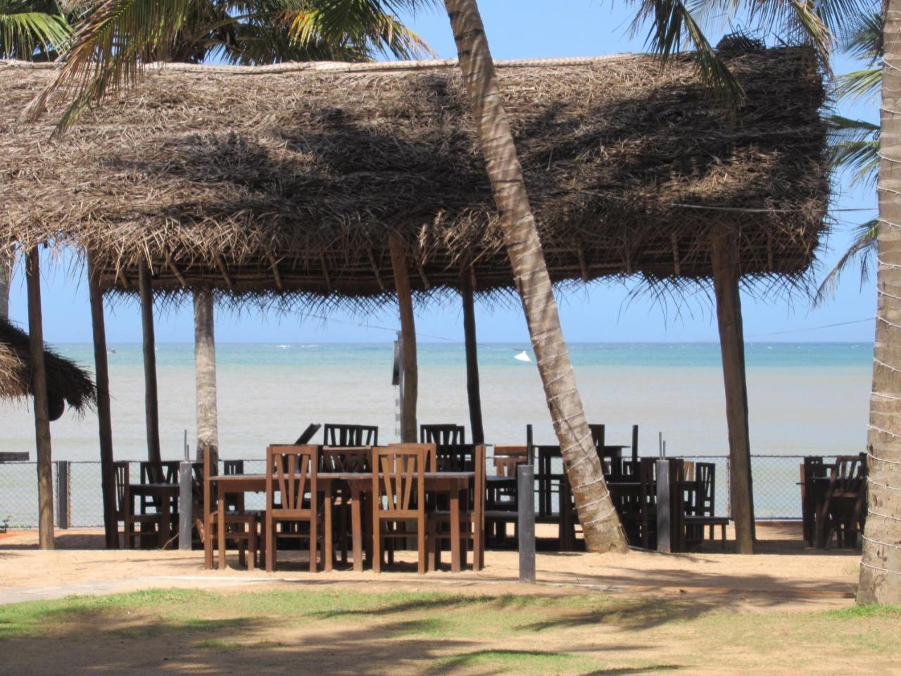 Ceylon Sea Hotel Tangalle Exterior photo