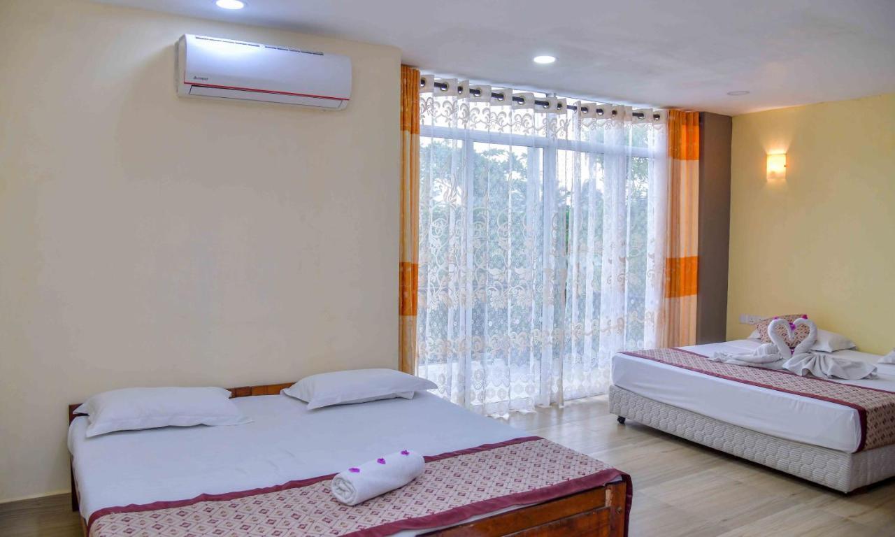Ceylon Sea Hotel Tangalle Exterior photo