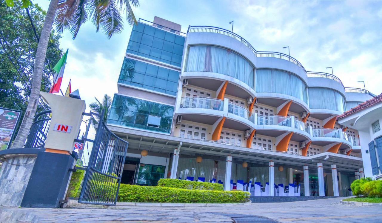 Ceylon Sea Hotel Tangalle Exterior photo