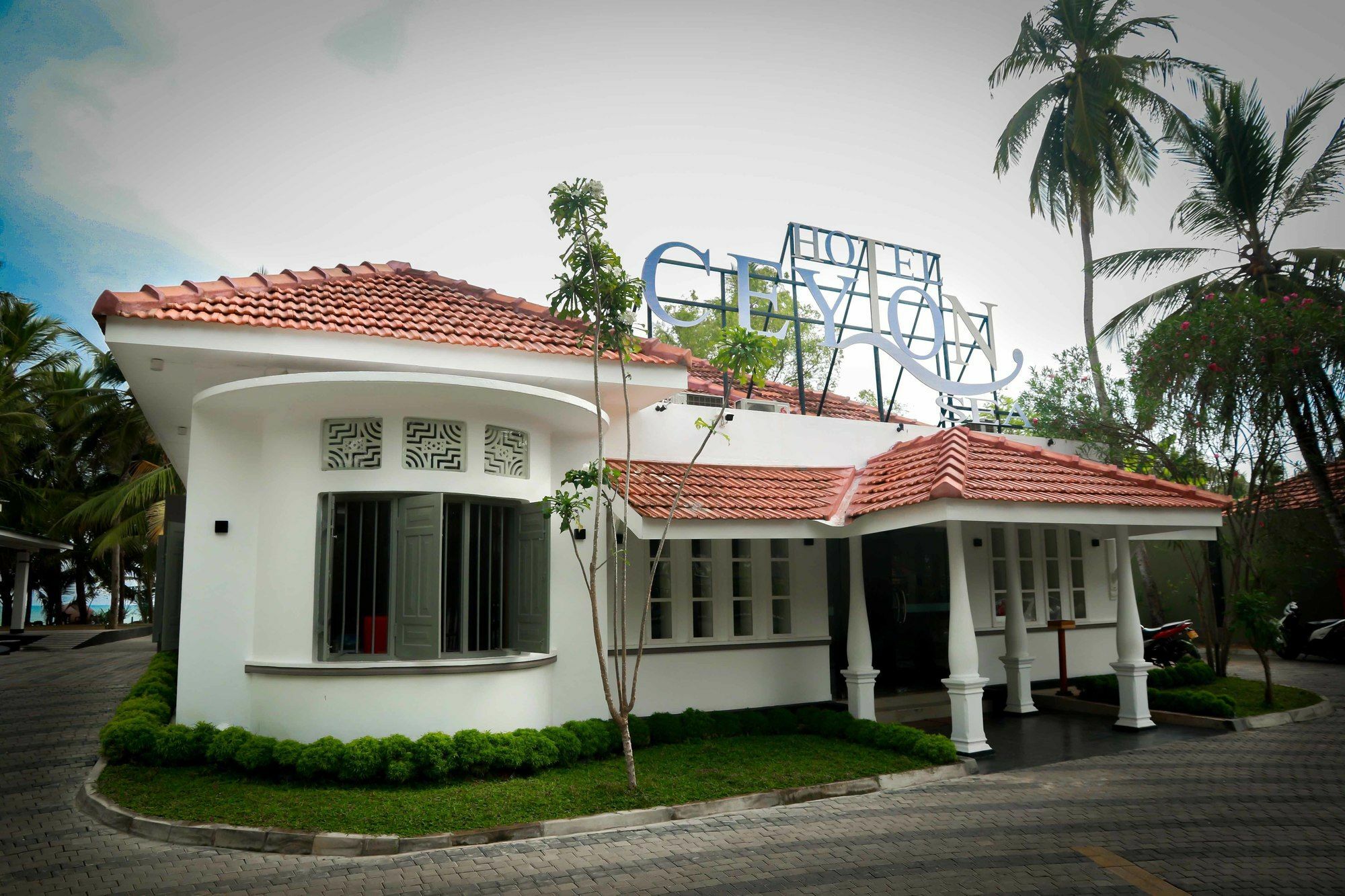 Ceylon Sea Hotel Tangalle Exterior photo
